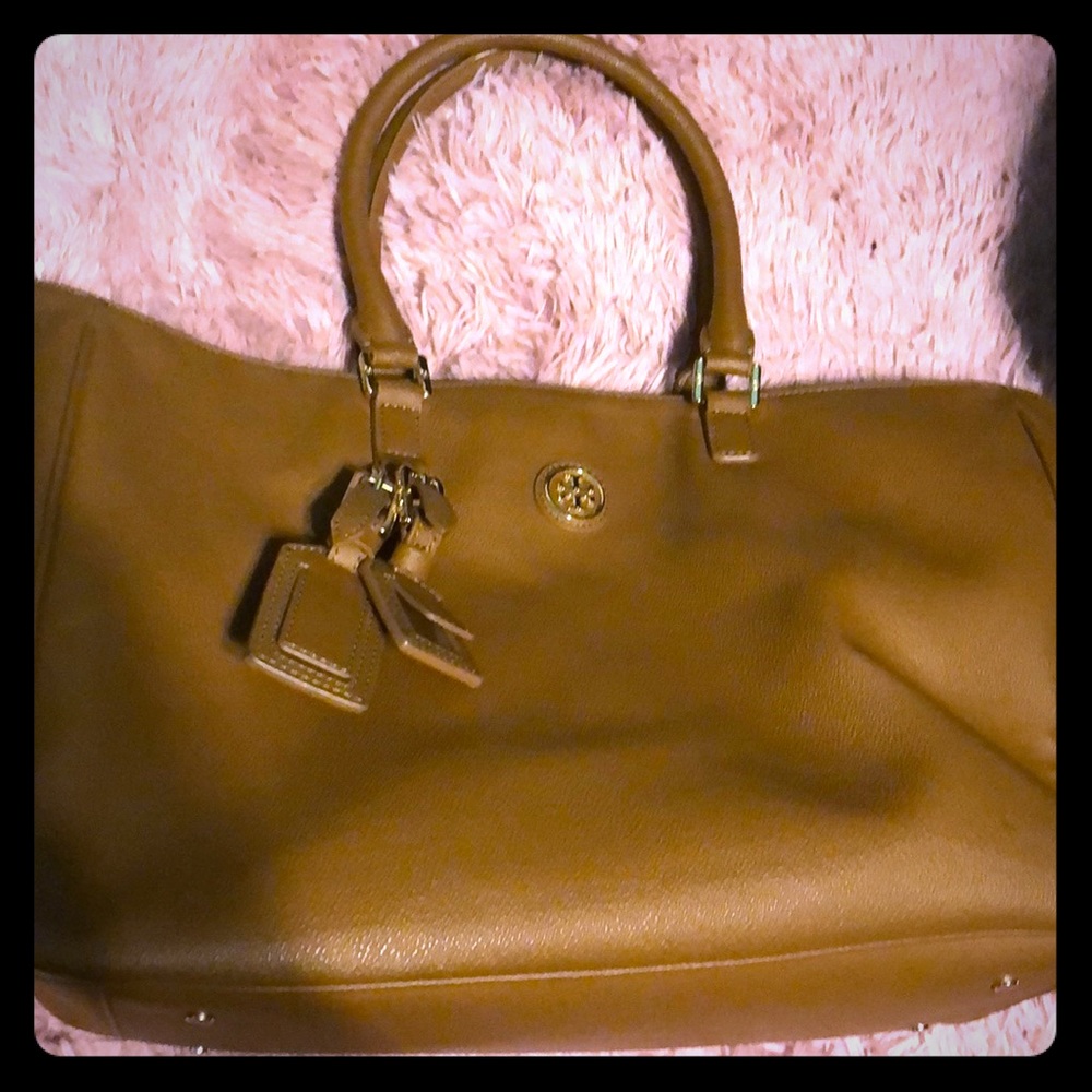 Tory Burch Carry on Tote